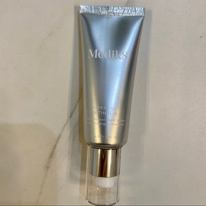 MediK8 Crystal Retinal 6. Limited Edition Caroline Hirons Hall OF Fame release!